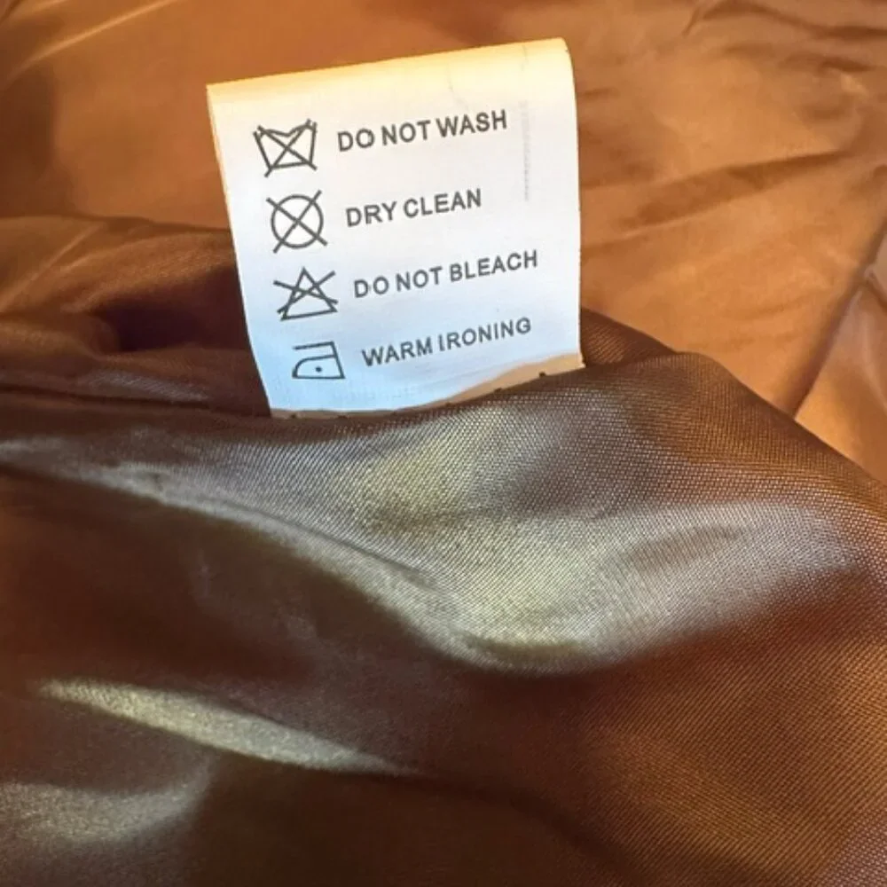 Lightweight brown jacket -- elegant, cozy, and versatile - Picture 6 of 6